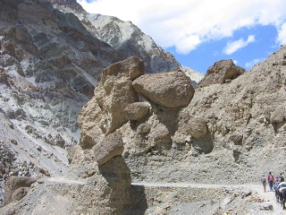 India2005 390
